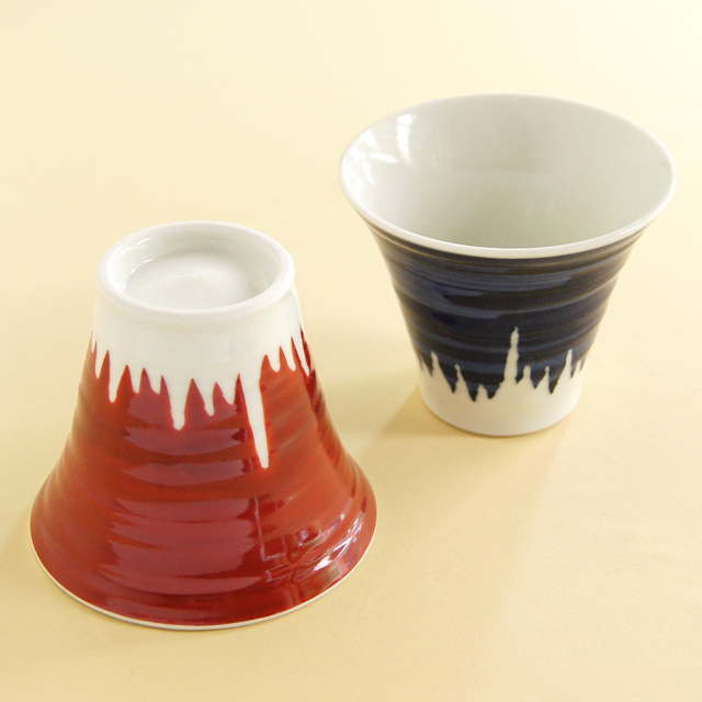 Aritayaki porcelain Fuji pair of rock cups