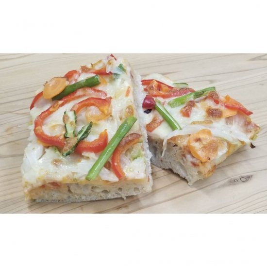 Pizza bread, vegetables & cheese, 20 pieces in a case (frozen) * available from April to September