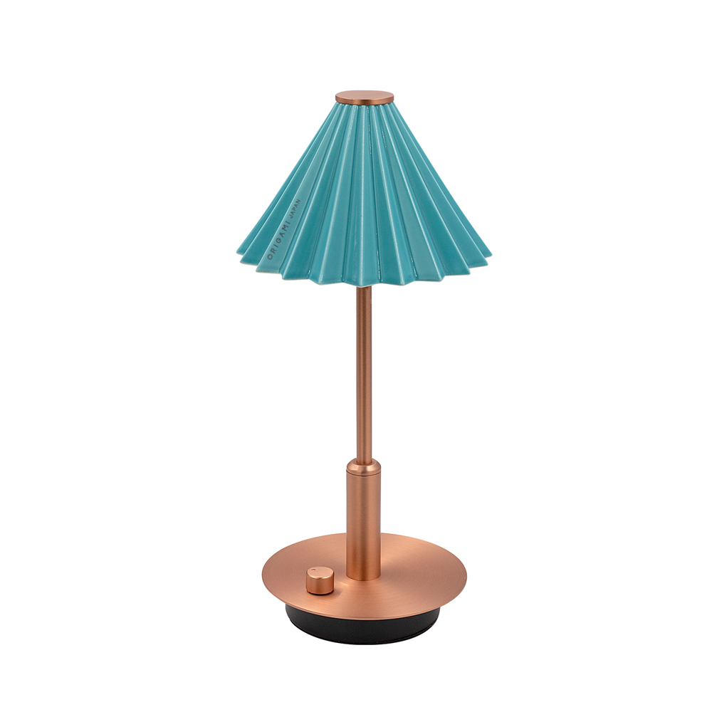 [gram eight]ORIGAMI LAMP PORTABLE Copper Turquoise, Lampshade: Coffee dripper [ORIGAMI] (Japanese Mino ware), Body color: Brass Copper, Shade color: 13 colors, Accessories: USB cable (Type-C), Rechargeable, Battery: Lithium-ion battery 3.7V 2600mA, Charging time: 5 hours, Continuous use time: 7 to 100 hours, Brightness: 8-150 lm (stepless dimming), Color temperature: 2700k, Shade (dripper) removable, Produced by Japanese designer Tomoya Takenaka