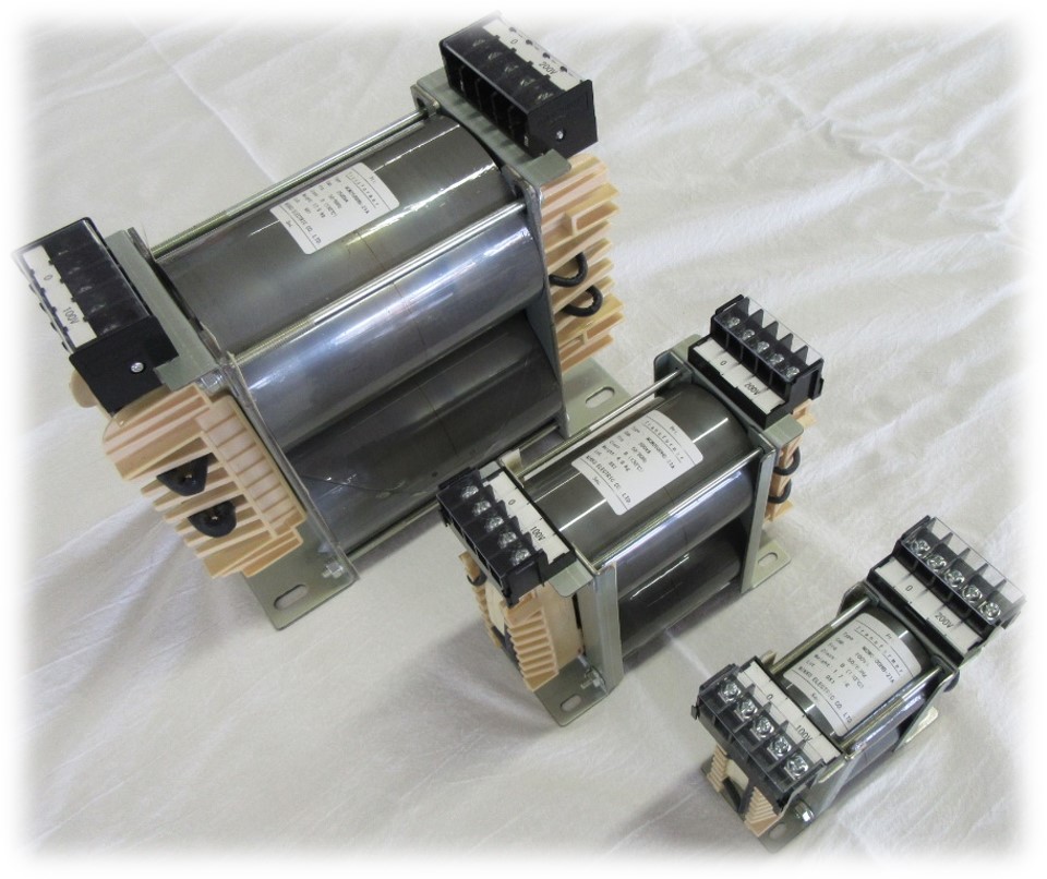Space-saving and lightweight transformer,NCW500 series,500VA,Input200,220,240V, Output 100V,5A, Vertical type