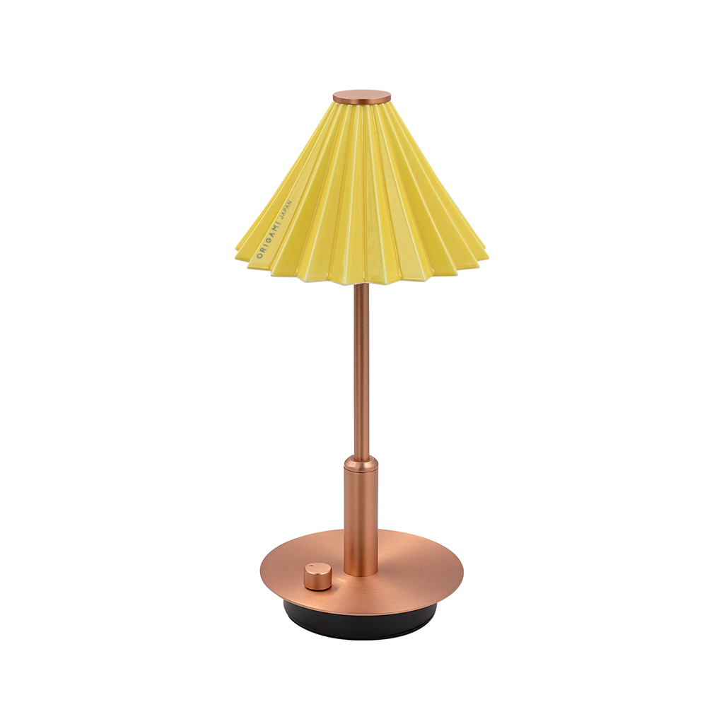 [gram eight]ORIGAMI LAMP PORTABLE Copper Yellow, Lampshade: Coffee dripper [ORIGAMI] (Japanese Mino ware), Body color: Brass Copper, Shade color: 13 colors, Accessories: USB cable (Type-C), Rechargeable, Battery: Lithium-ion battery 3.7V 2600mA, Charging time: 5 hours, Continuous use time: 7 to 100 hours, Brightness: 8-150 lm (stepless dimming), Color temperature: 2700k, Shade (dripper) removable, Produced by Japanese designer Tomoya Takenaka
