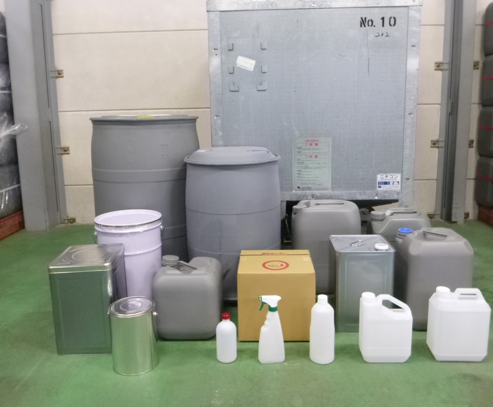 For chemical manufacturing
Product Filling Containers