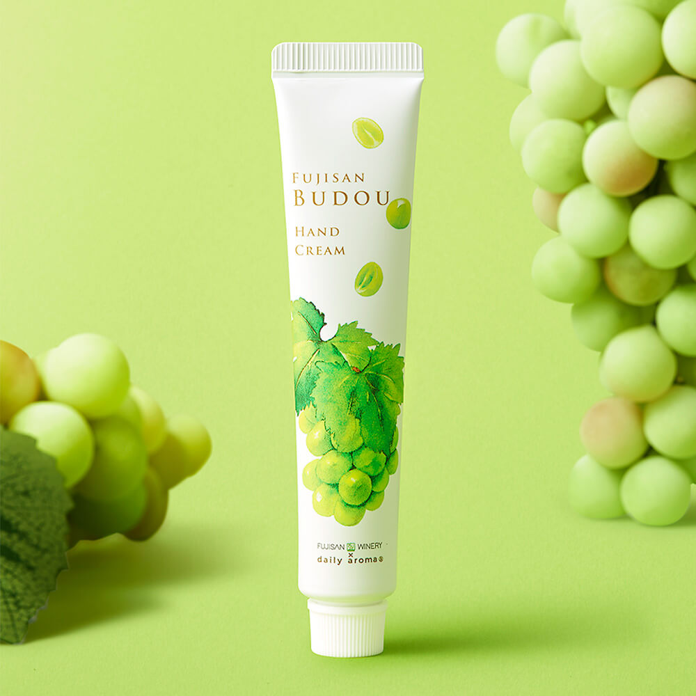 Mt Fuji grape Hand Cream mini 20g