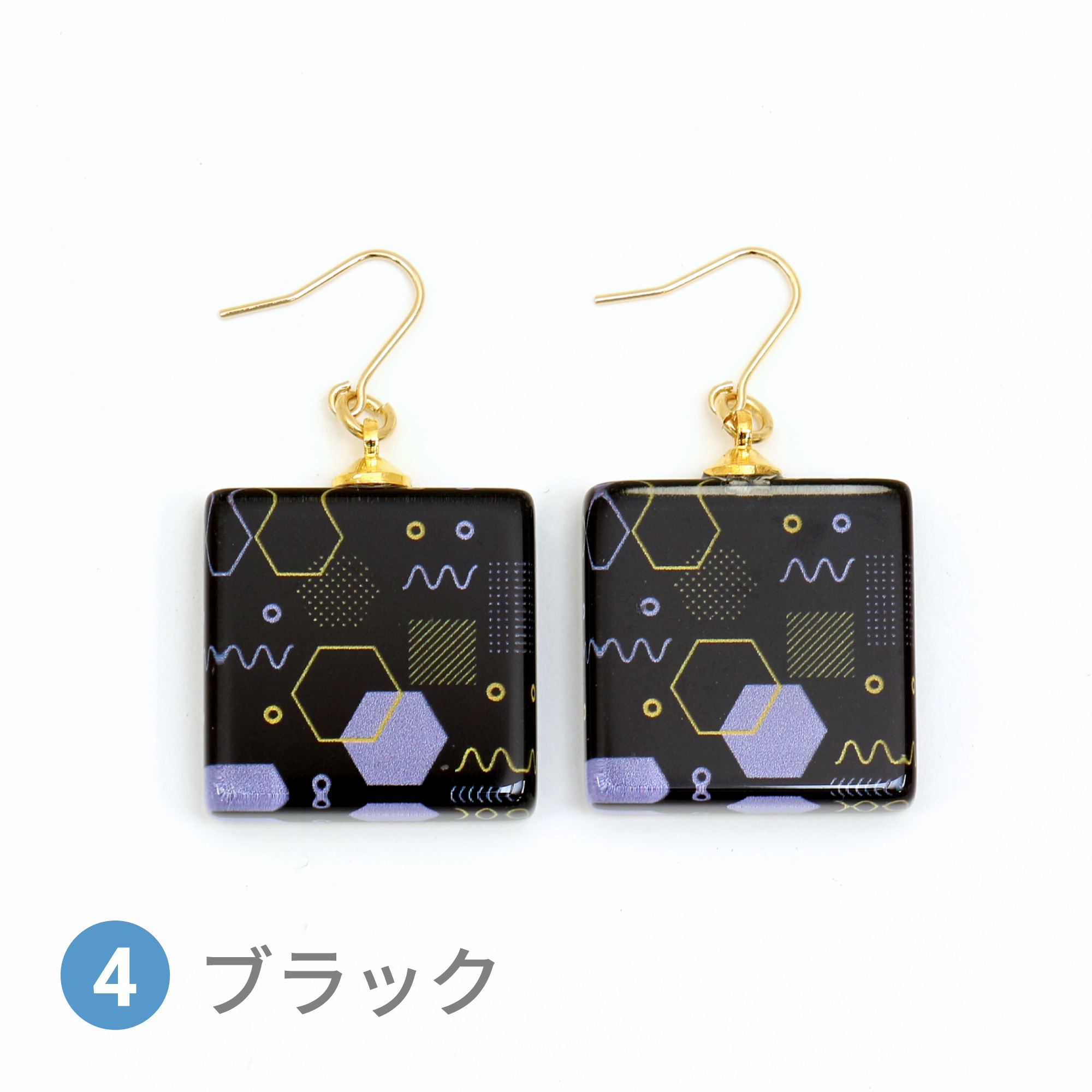 Glass accessories Pierced Earring GEOMETRIC black square shape