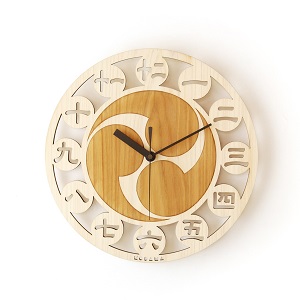 Japanese clock made of cypress, circular