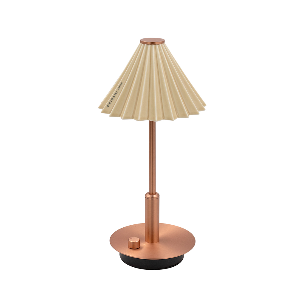 [gram eight]ORIGAMI LAMP PORTABLE Copper Matte Beige, Lampshade: Coffee dripper [ORIGAMI] (Japanese Mino ware), Body color: Brass Copper, Shade color: 13 colors, Accessories: USB cable (Type-C), Rechargeable, Battery: Lithium-ion battery 3.7V 2600mA, Charging time: 5 hours, Continuous use time: 7 to 100 hours, Brightness: 8-150 lm (stepless dimming), Color temperature: 2700k, Shade (dripper) removable, Produced by Japanese designer Tomoya Takenaka