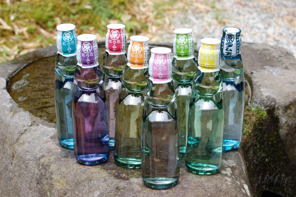 Rainbow Ramune (Japanese Soda)   24bottles  6 diffrent  flavors